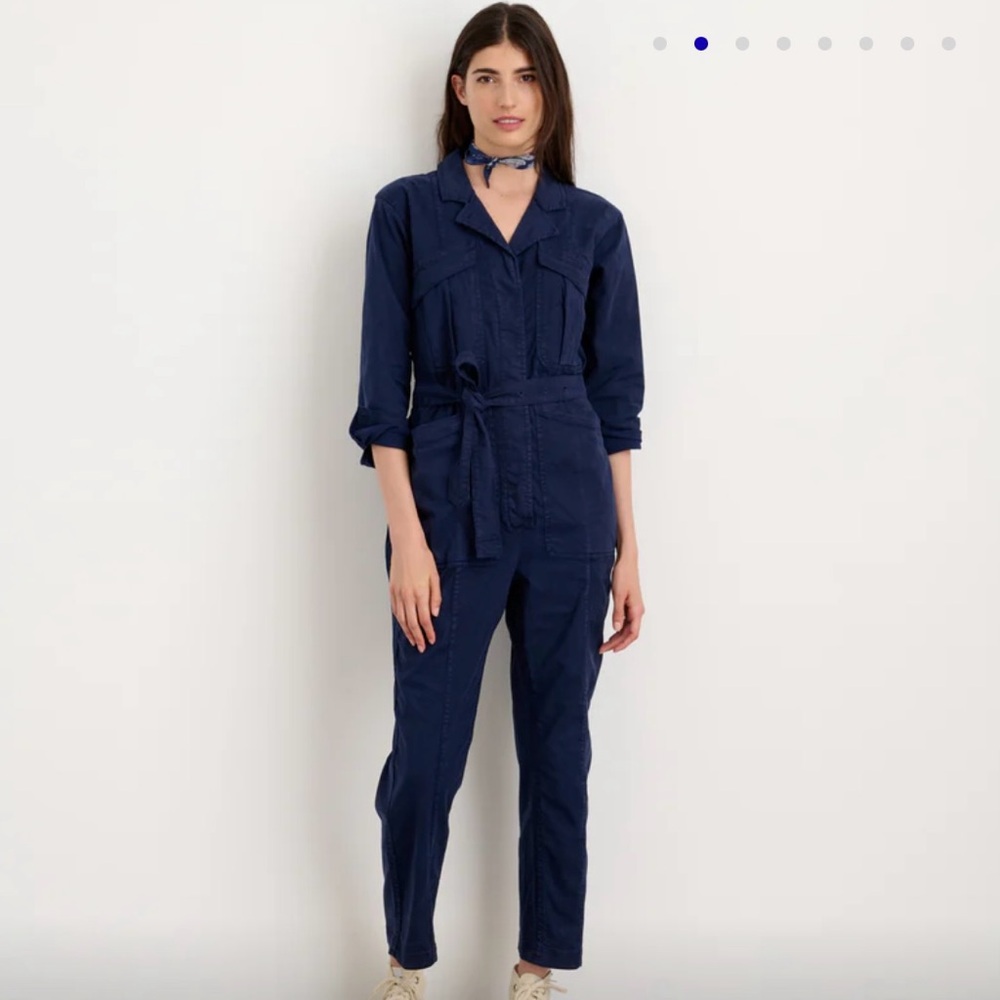 Alex Mill NEVER BEEN WORN! Chic, navy MEDIUM jumpsuit-Sold out with a waitlist!